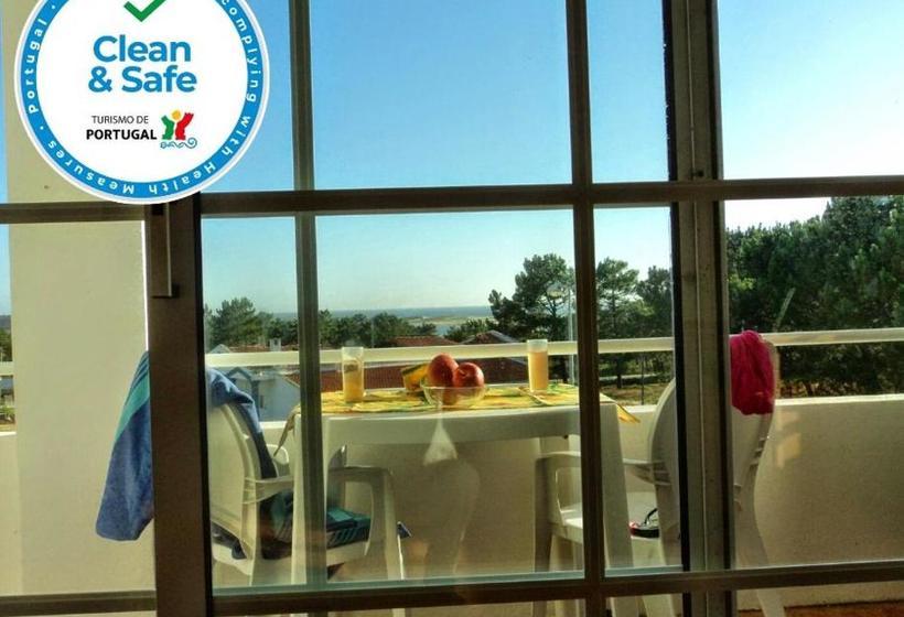 Al Tarik Praia Apartamentos