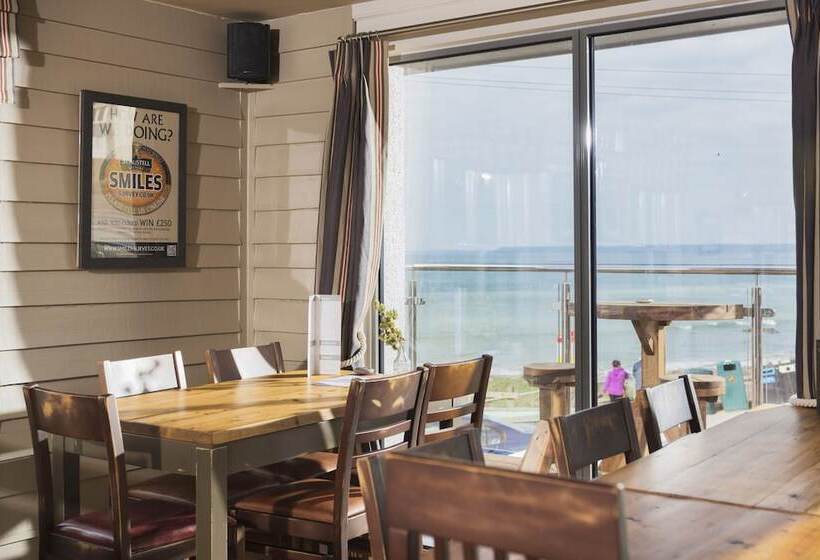 ユースホステル Hope & Anchor