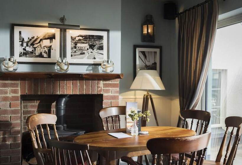 ユースホステル Hope & Anchor