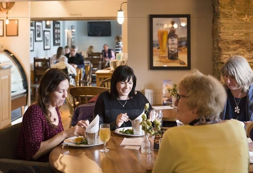 ユースホステル Hope & Anchor