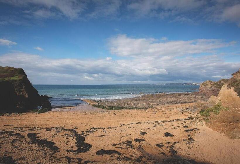 ユースホステル Hope & Anchor