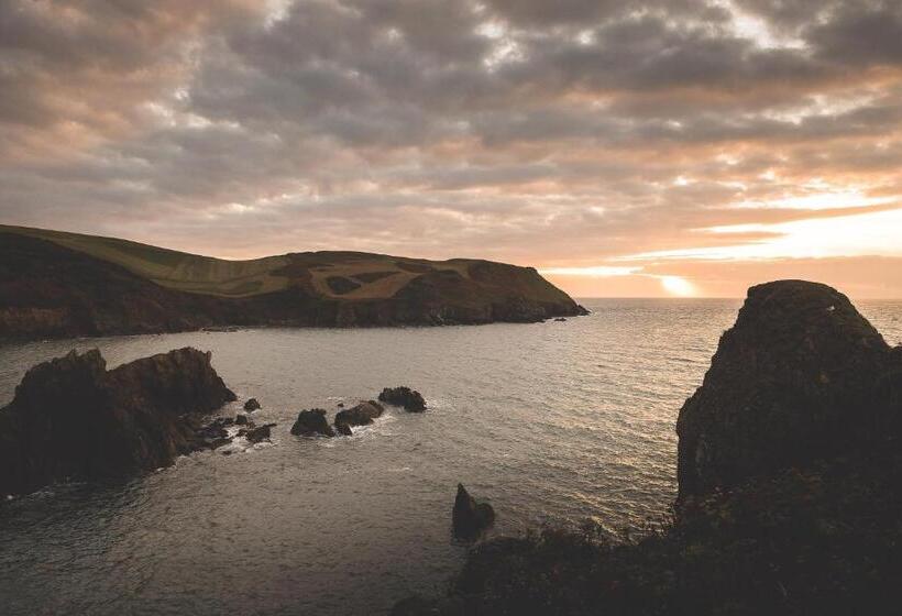 ユースホステル Hope & Anchor