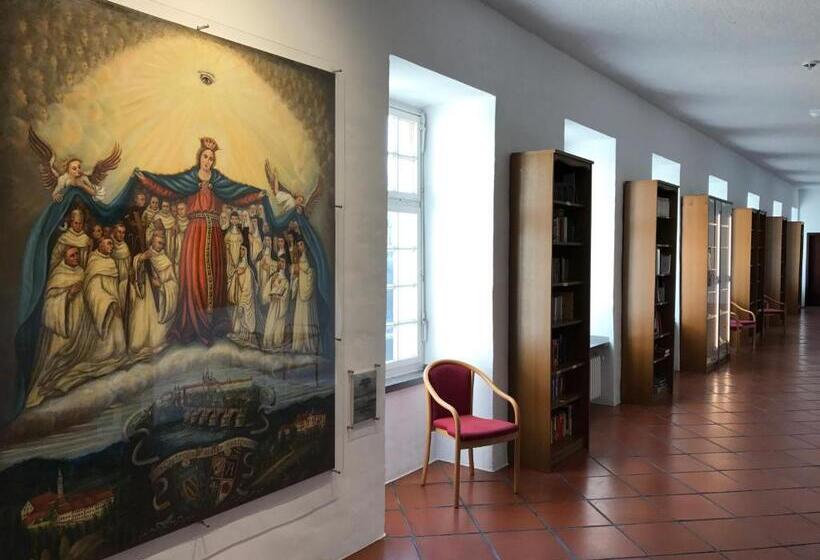 호스텔 Kloster Langwaden