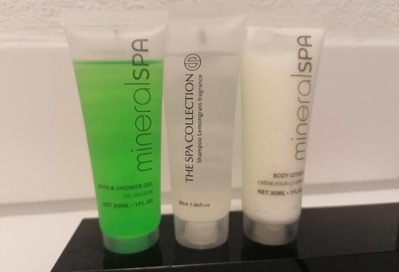 호스텔 Kloster Langwaden