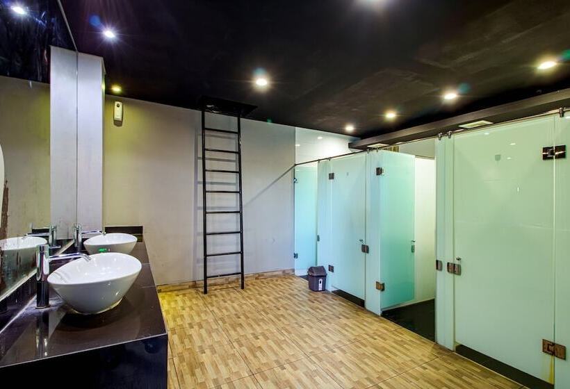 הוסטל My Studio Hotel Juanda Airport Surabaya