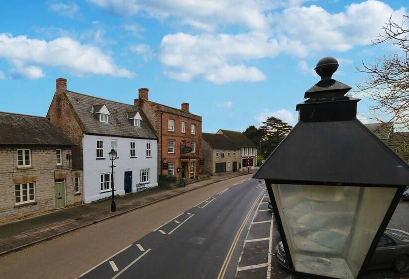 Общежитие The Ilchester Arms Hotel, Ilchester Somerset