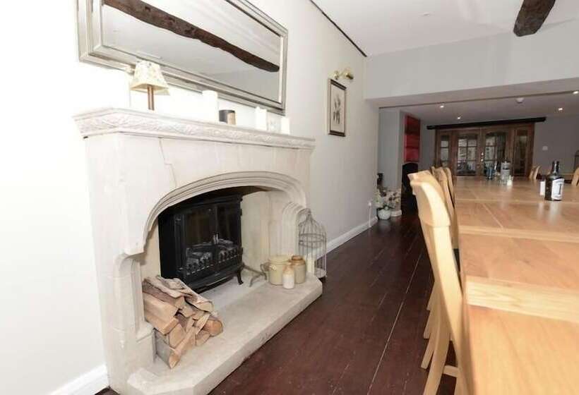 הוסטל The Ilchester Arms Hotel, Ilchester Somerset