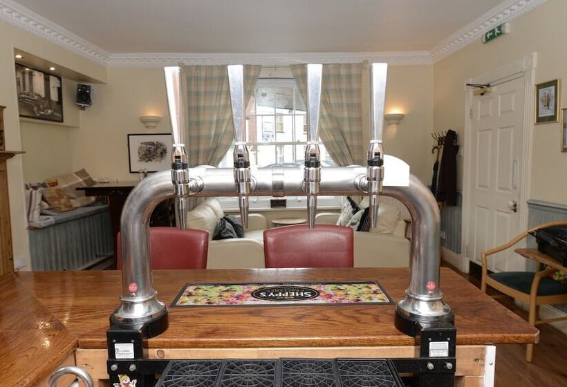 הוסטל The Ilchester Arms Hotel, Ilchester Somerset