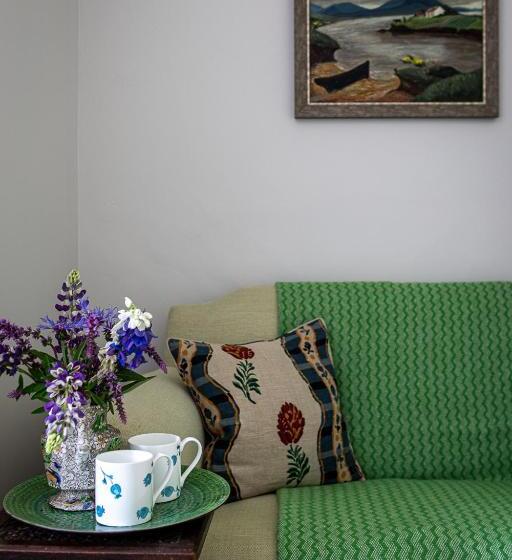 فندق صغير The Queens Arms