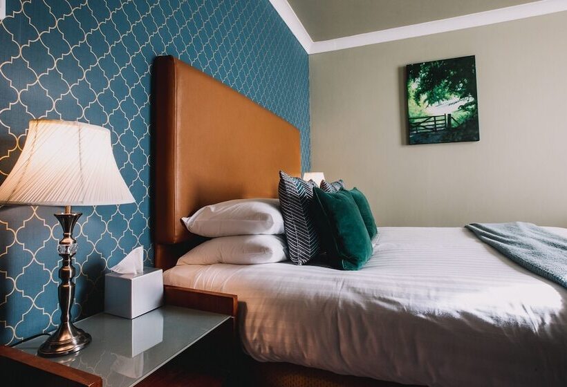 ユースホステル The Sun Hotel & Bar