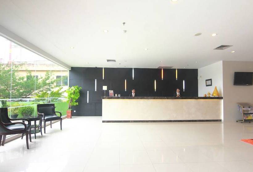 ホテル Airy The Central Ahmad Yani 43 Pekanbaru