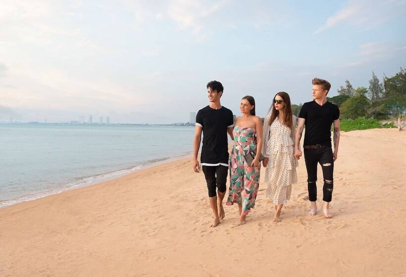 Cross Pattaya Oceanphere   Formerly X2 Pattaya Oceanphere