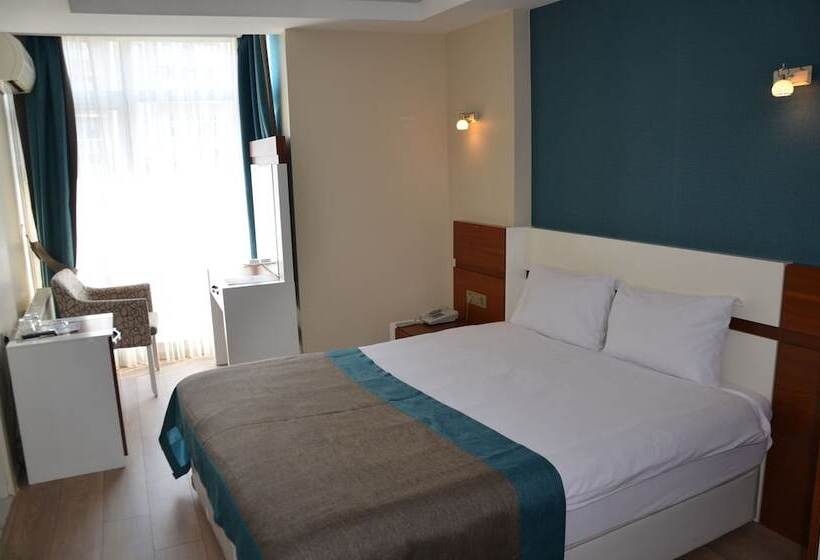 Grand Ahos Hotel & Spa