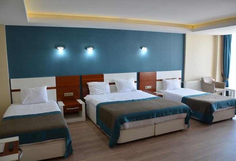 Grand Ahos Hotel & Spa