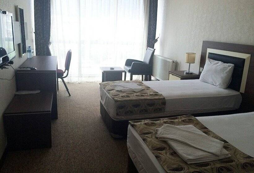 فندق Abdullah Resort