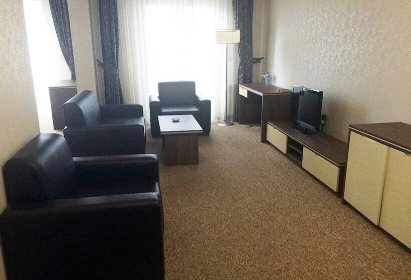 فندق Abdullah Resort