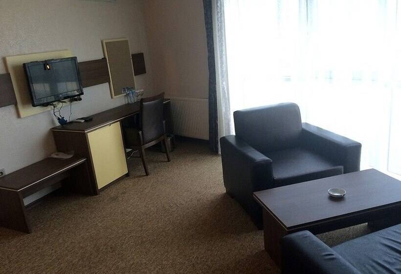 فندق Abdullah Resort