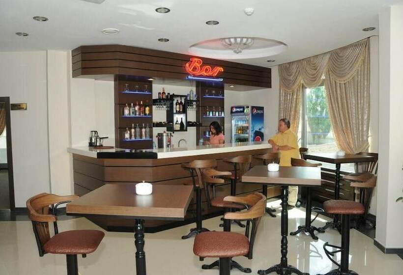 فندق Abdullah Resort