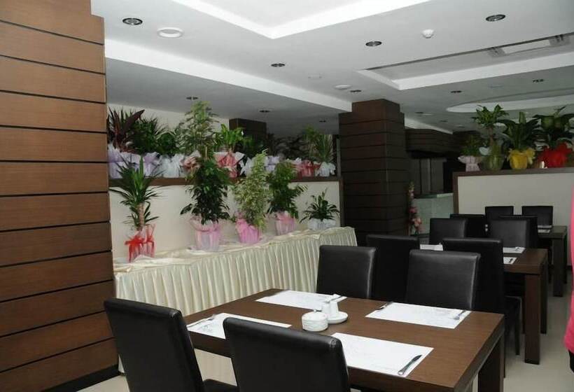 فندق Abdullah Resort