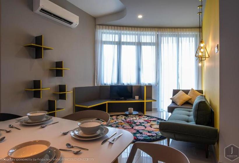 فندق Arte S Penang Homestay