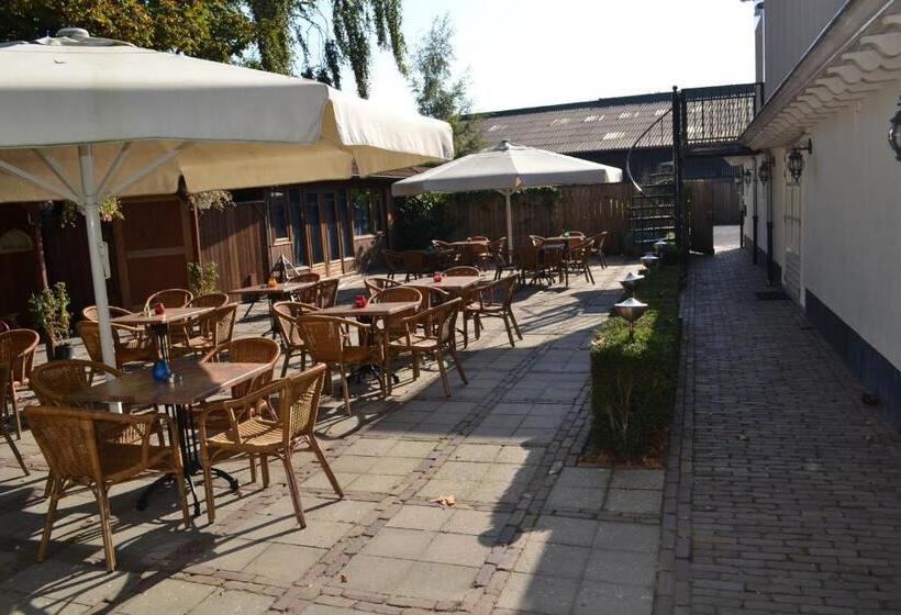 هتل Auberge De Moerse Hoeve