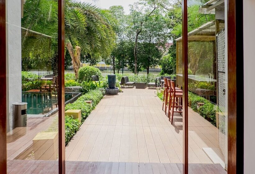 酒店 B2 Riverside Premier Resort