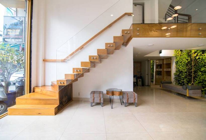 هتل Reddoorz Plus Near Saigon Train Station