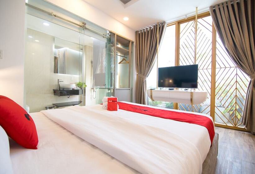 هتل Reddoorz Plus Near Saigon Train Station