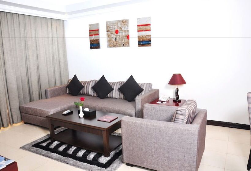 호텔 Ewan Ajman Suites