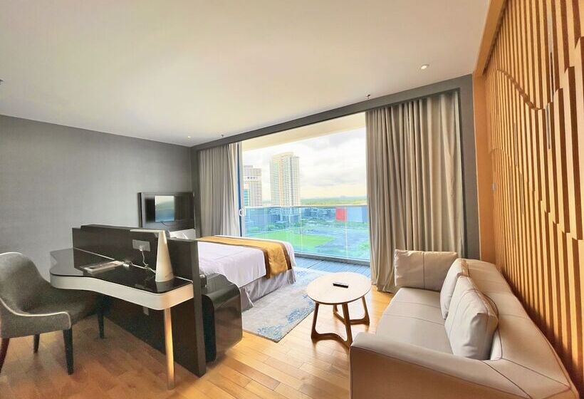 Отель Fraser Place Puteri Harbour