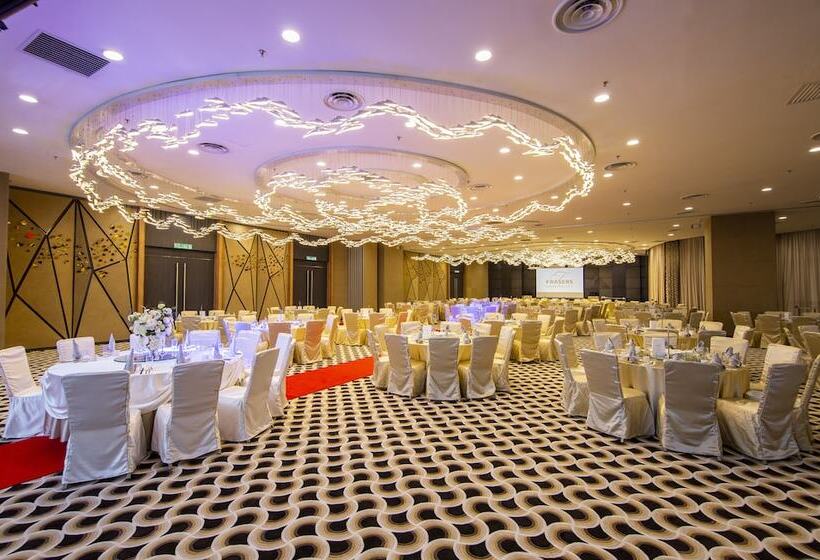 Отель Fraser Place Puteri Harbour