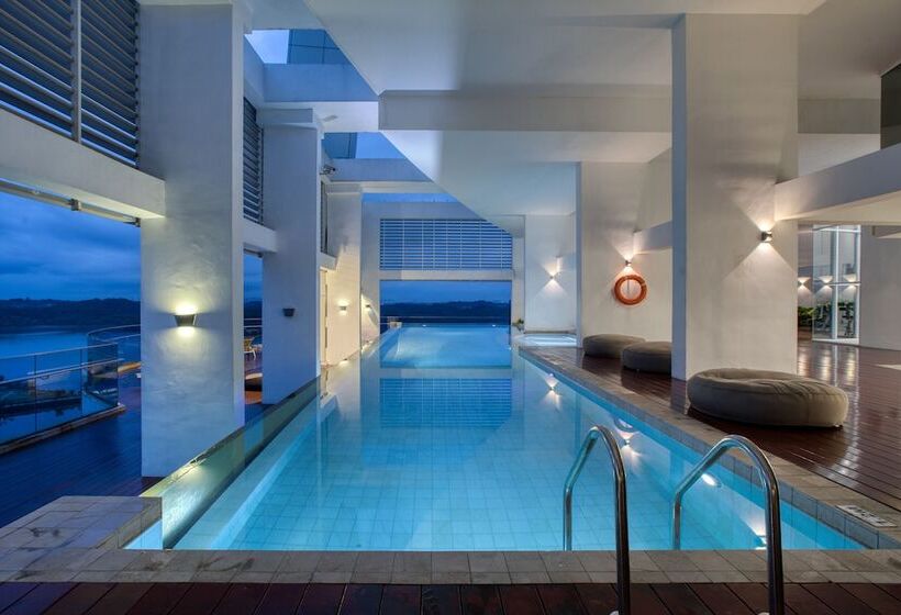 Отель Fraser Place Puteri Harbour