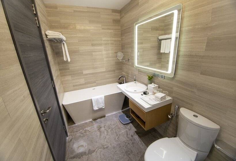 Отель Fraser Place Puteri Harbour