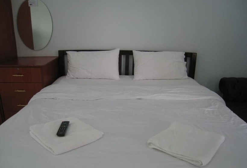 ホテル Grand Perfect Apartment