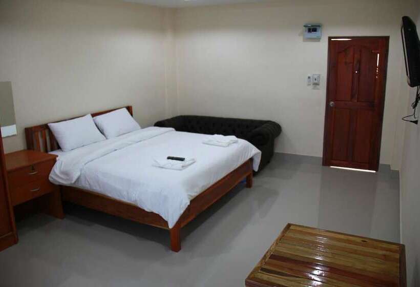 ホテル Grand Perfect Apartment