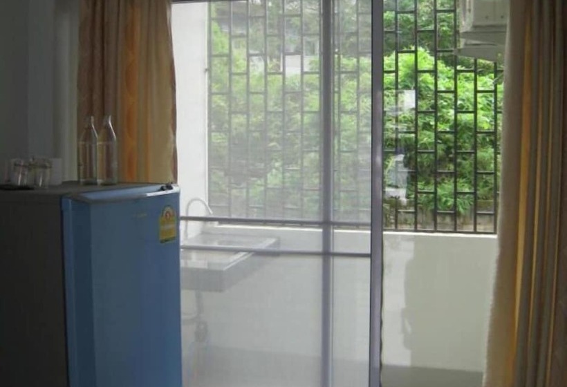 ホテル Grand Perfect Apartment