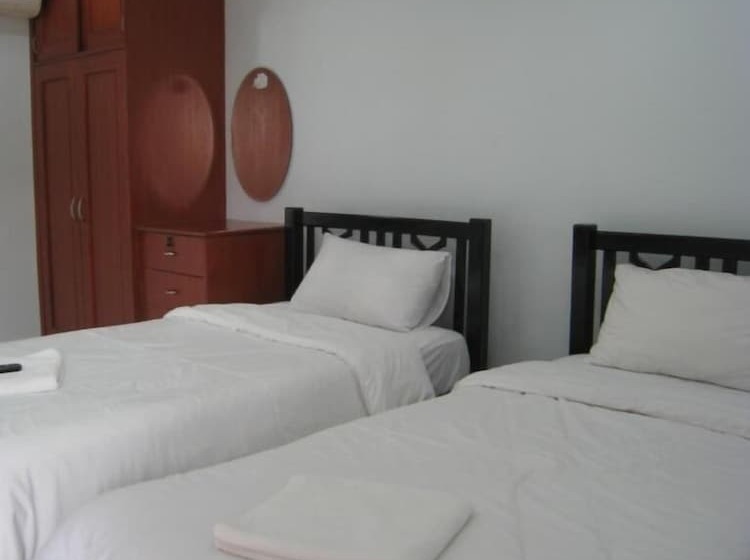 ホテル Grand Perfect Apartment