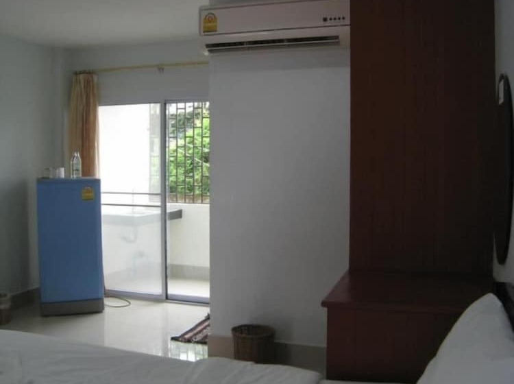 ホテル Grand Perfect Apartment