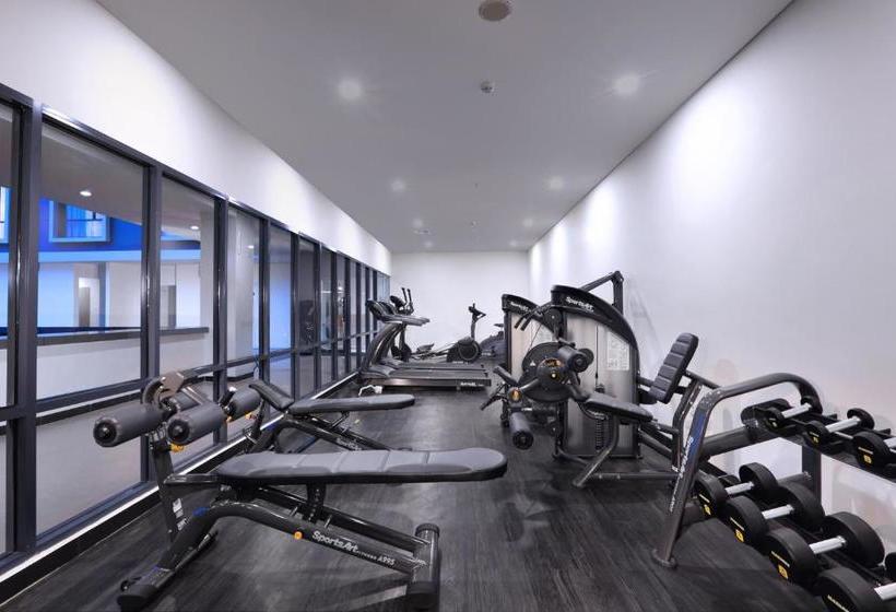 Отель Harper Palembang By Aston