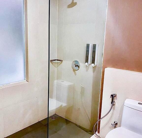 Отель Harper Palembang By Aston