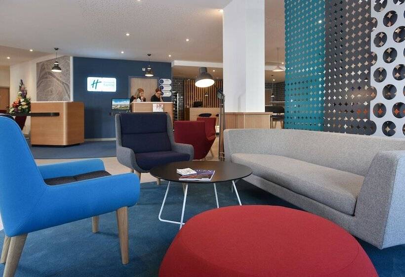 ホテル Holiday Inn Express   Rouen Centre   Rive Gauche, An Ihg