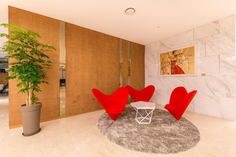 Отель Howard Johnson By Wyndham Incheon Airport