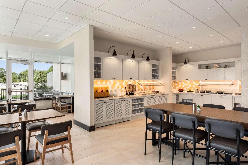 Отель Hyatt Place Virginia Beach Town Center