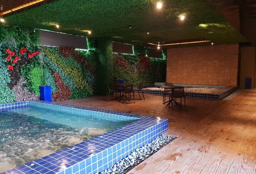 בית מלון כפרי Ksl Hot Spring Resort