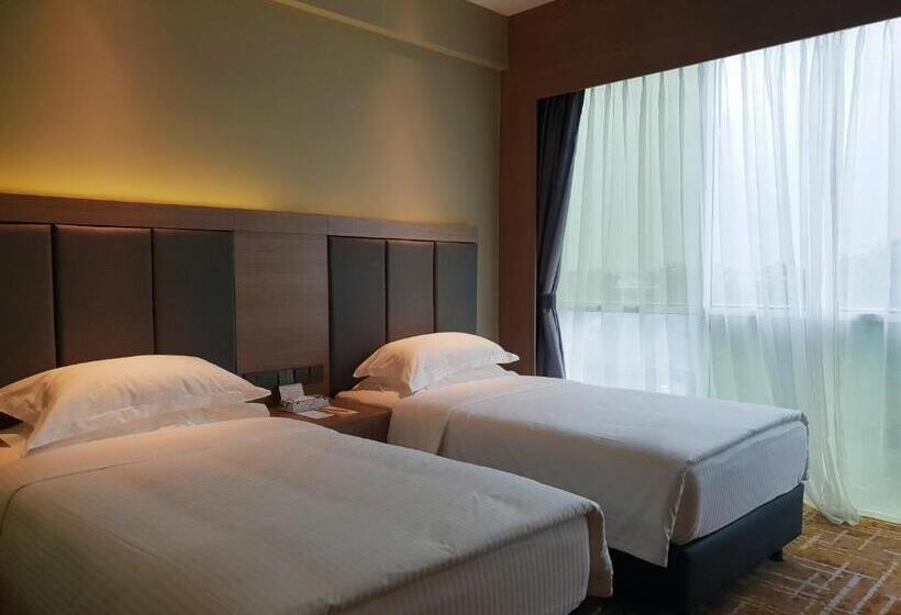 בית מלון כפרי Ksl Hot Spring Resort