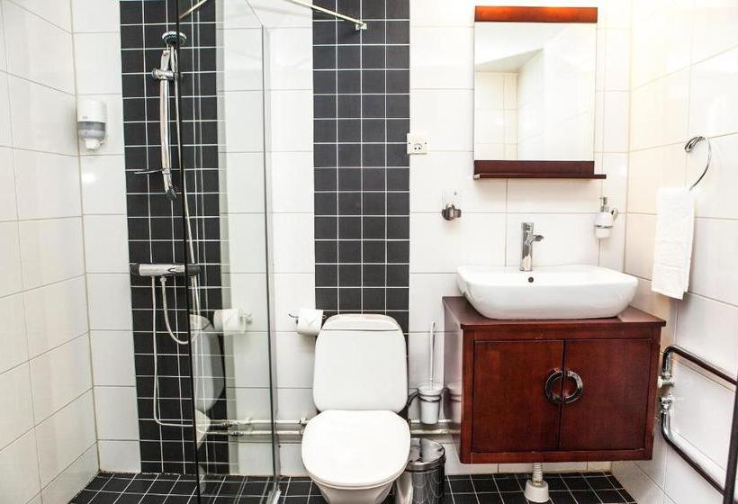 בית מלון כפרי L Sundbyberg