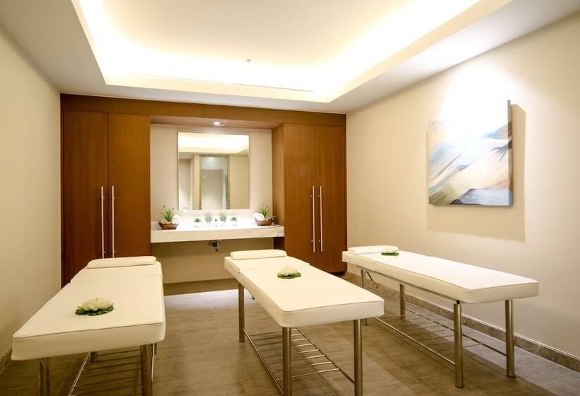 هتل Lucky Chinatown