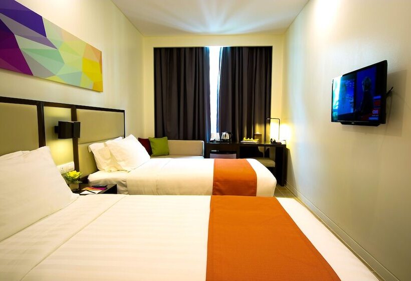 هتل Lucky Chinatown