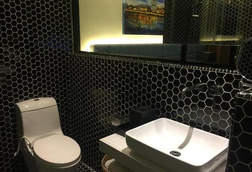 M Roof Hotel & Residences