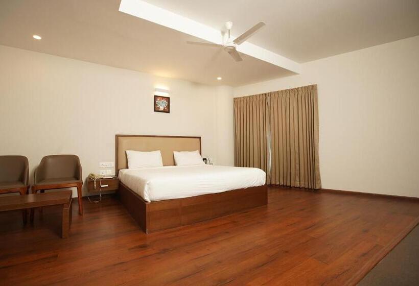 בית מלון כפרי Malabar Residency